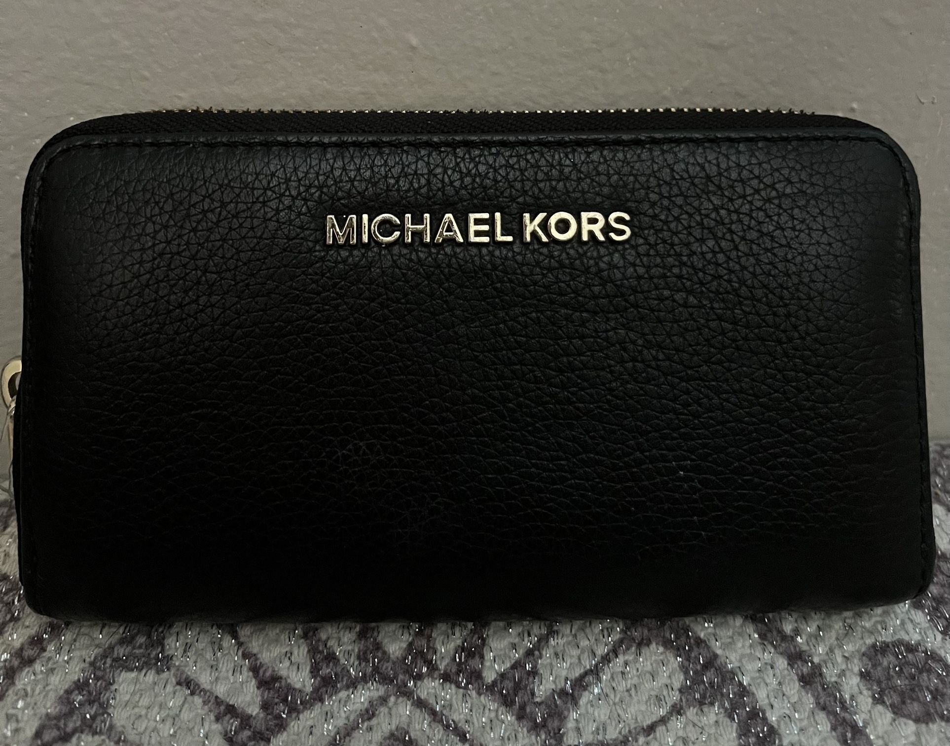 Women’s/Zipper Wallet/Black/Michael Kors