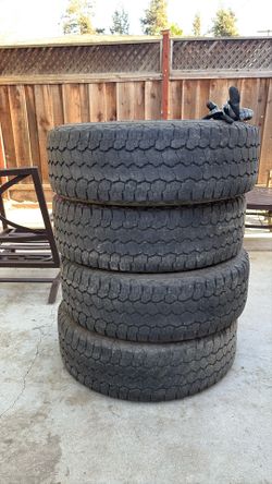 LT275/70R18 Goodyear Wrangler Tired