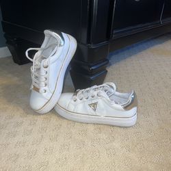 Girls Guess Shoes Size 13