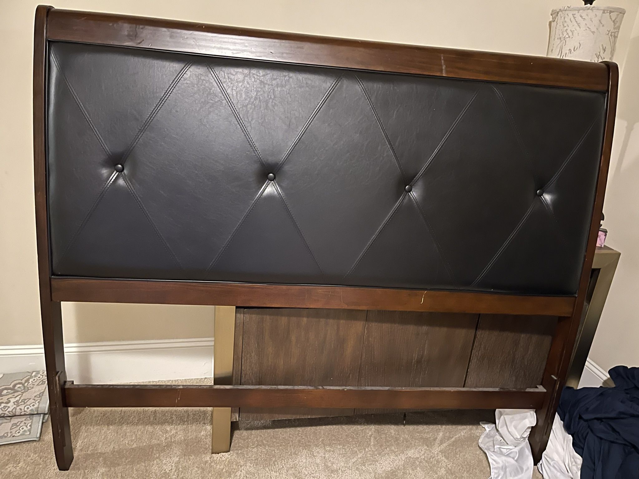 Queen Size Bedroom Set