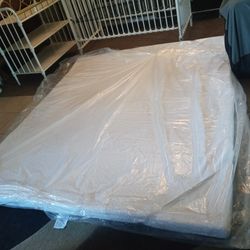 Graphite memory foam mattress topper California king