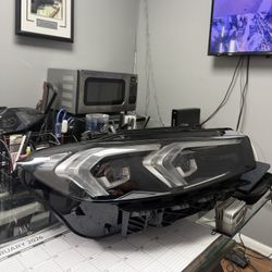 BMW 3 SERIES G20 LCI OEM RIGHT PASSENGER HEADLAMP HEADLIGHT GREAT CONDITION 2023-2026