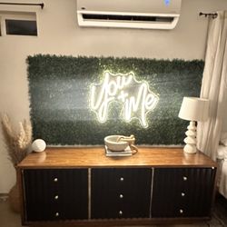 3 piece Bedroom set - 6 Drawer Dresser - 5 Drawer Chest & 1 Night Stand 