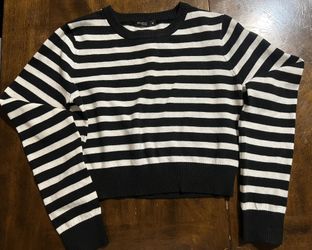 Striped Long Sleeve Crop Top