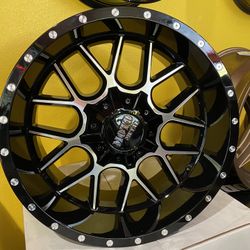 Moto Metal “Breakout” Wheels