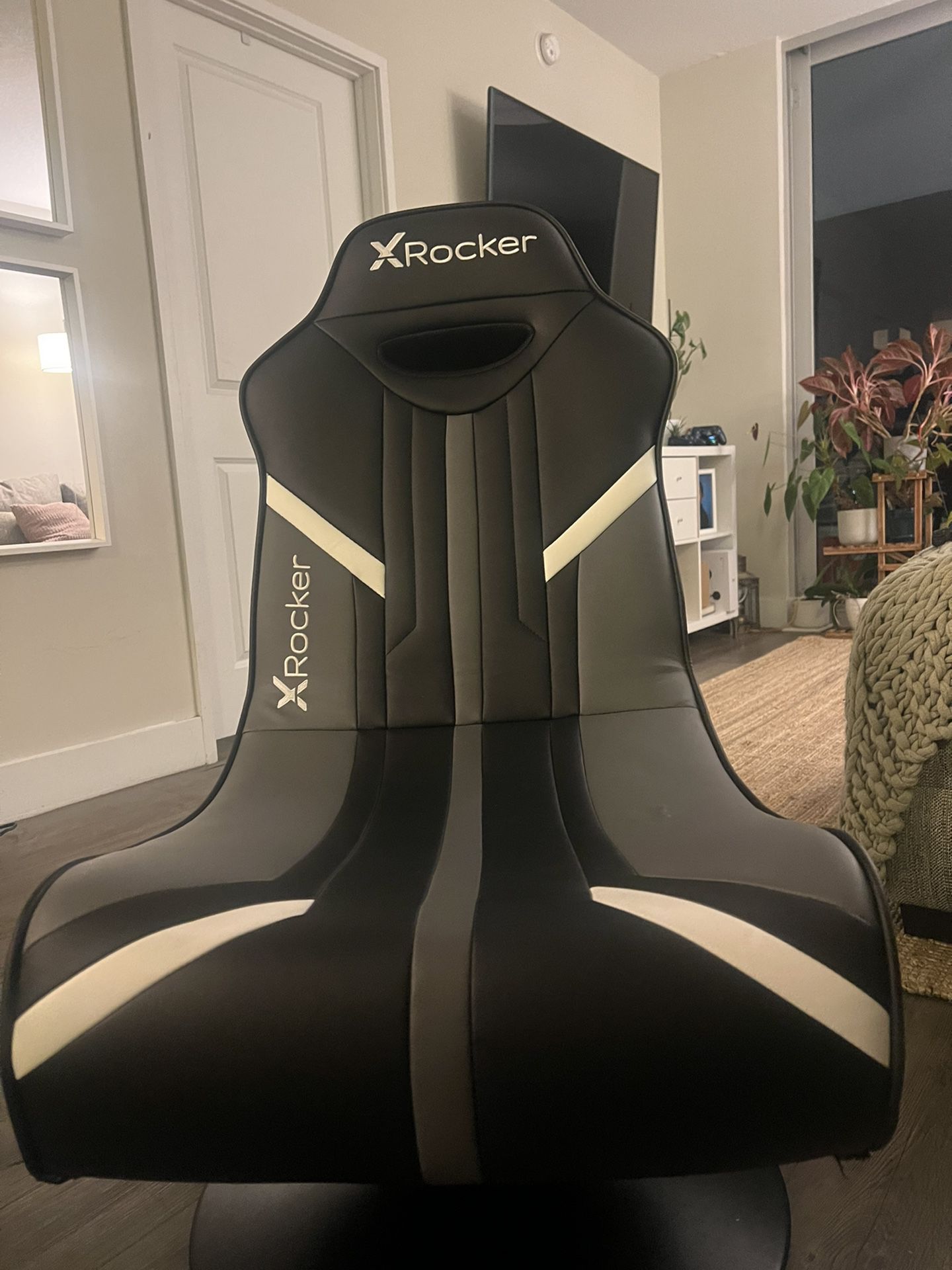 Rocker Gaming chair 