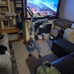 XTERRA Fitness Folding Exercise Bike, 225 LB Weight Capacity