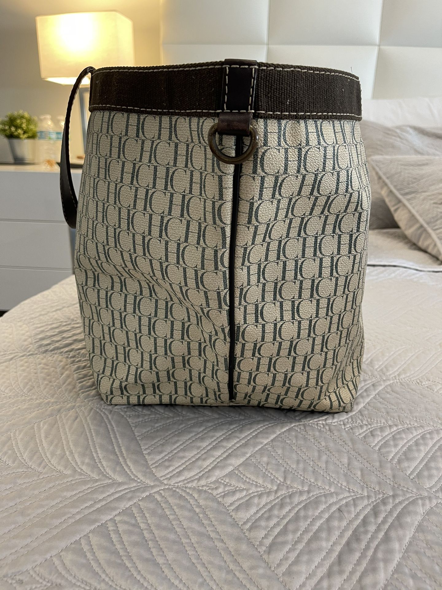 Carolina Herrera Leather Handbag 