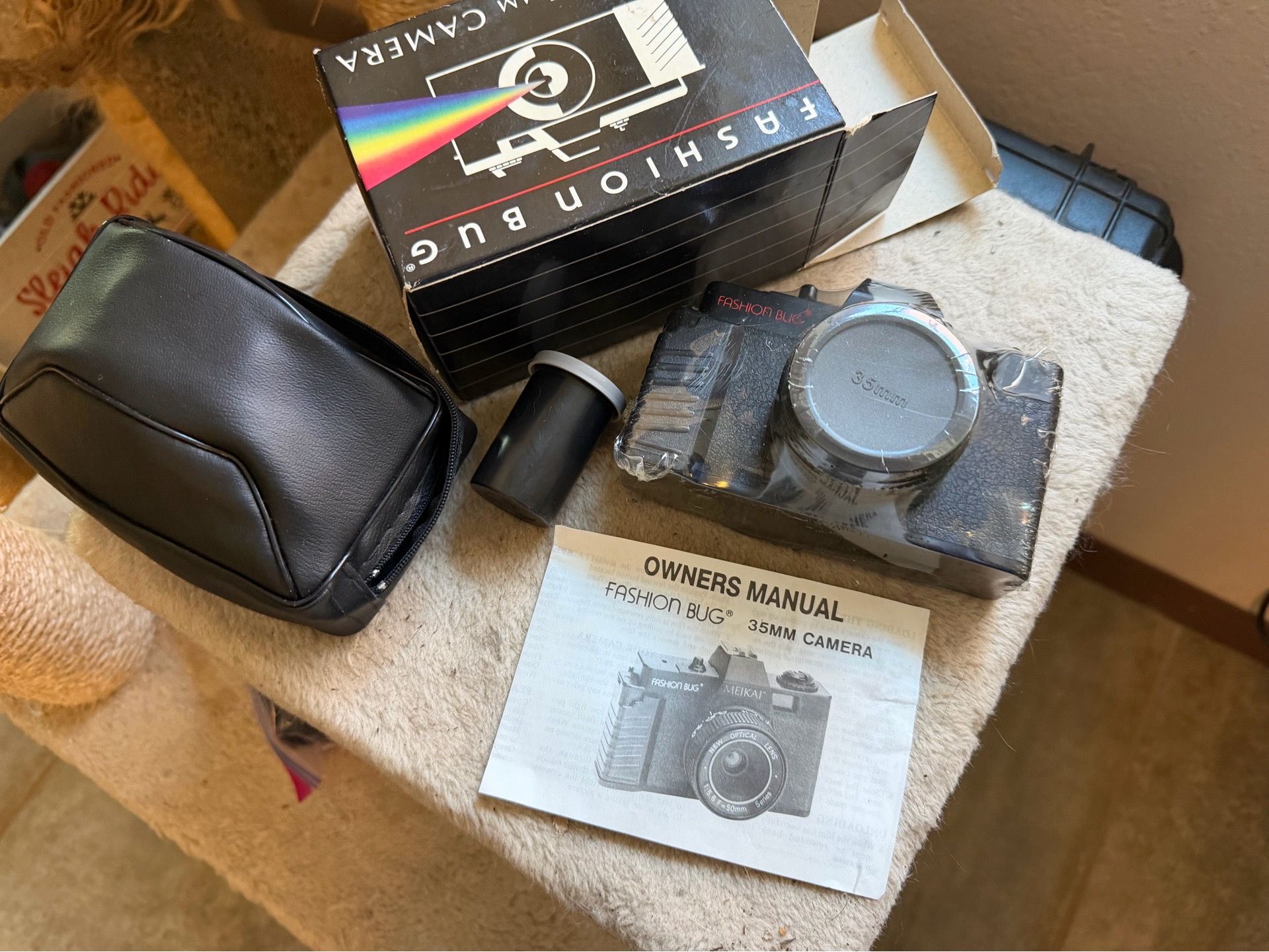 Vintage Meikai Fashion Bug 35mm Film Camera NOS New Old Stock Boxed