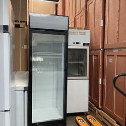 Single Glass Door Merchandiser Cooler