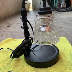 Like New Desk Lamp