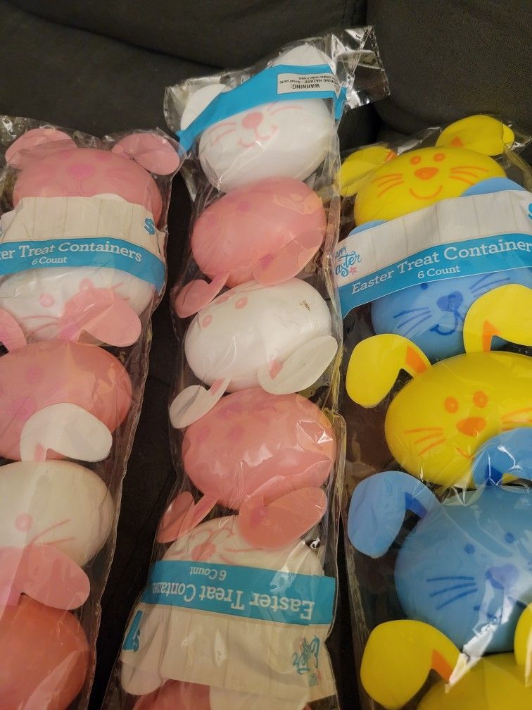 Easter Eggs Treat Bags & Decor!! 20 Packs! All $10!