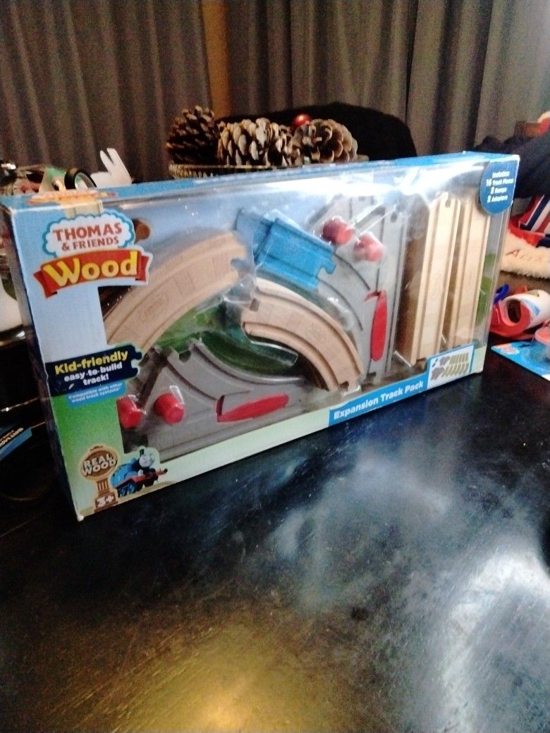 Thomas And Friends Wood Expansion Track Set