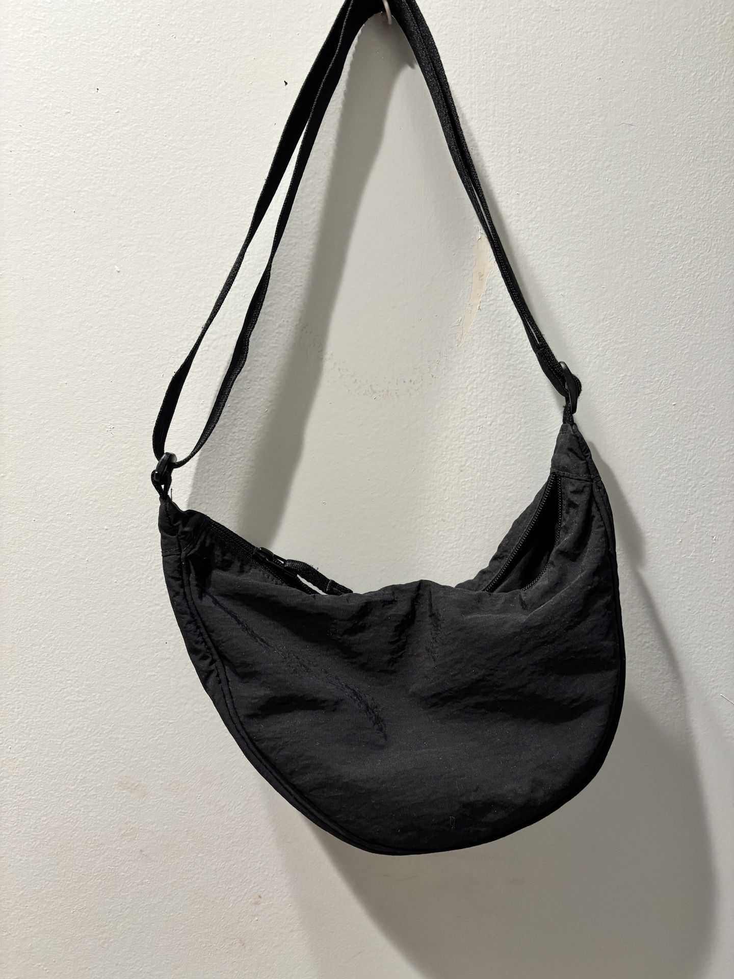 Uniqlo Women's Round Mini Shoulder Black Bag
