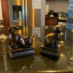 Cat Statues