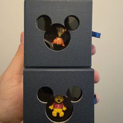 Walt Disney World Tigger & Pooh Bear Schwarzki crystal Figurine 