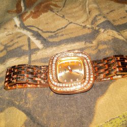 Jadi antique gold watch