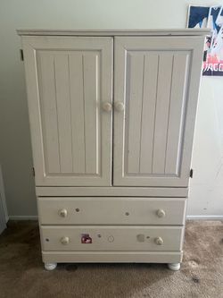 Dresser/ TV stand combo