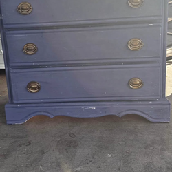 Beautiful chalk paint 36x17x34 dresser