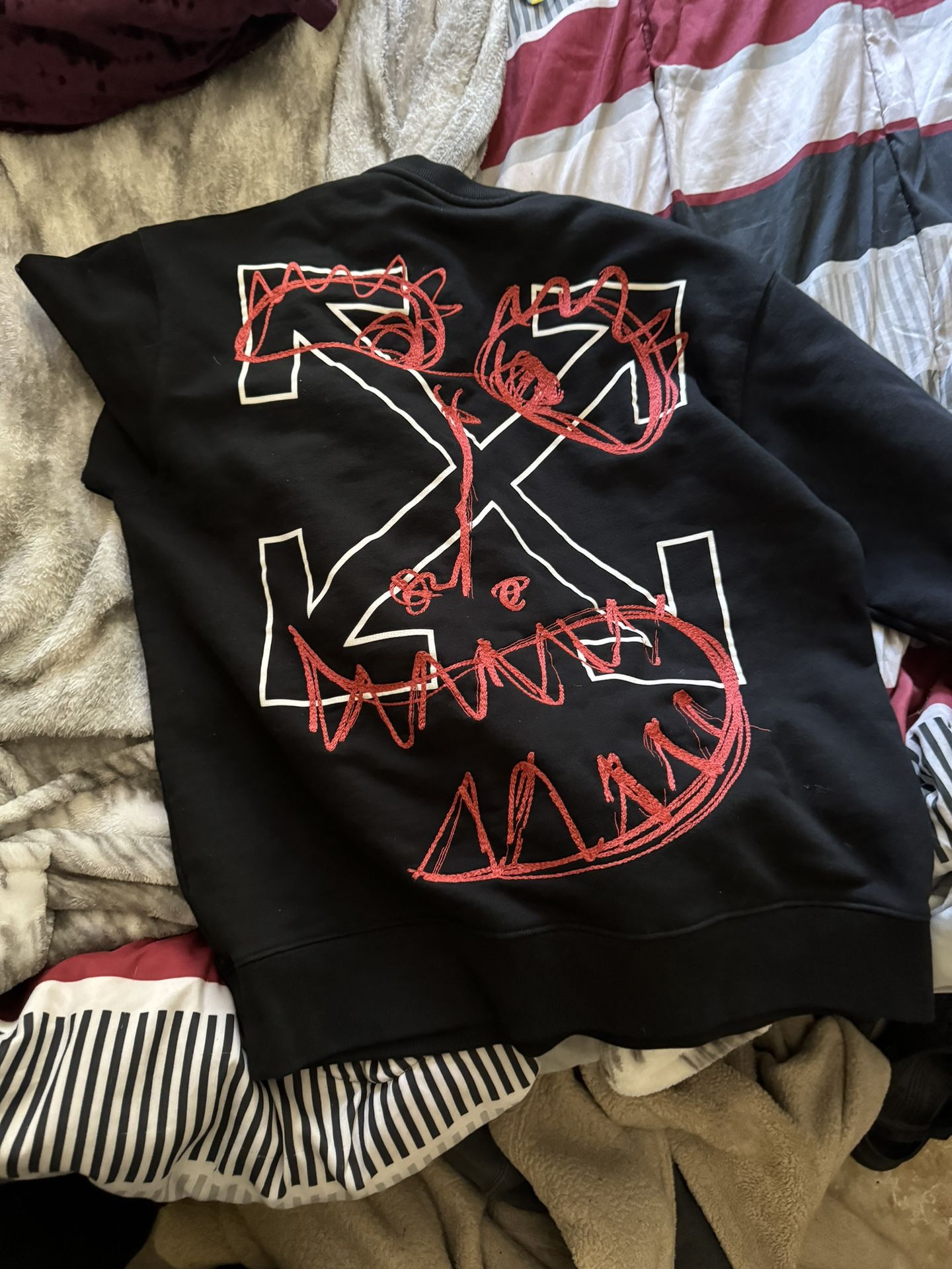 Off white Sweater