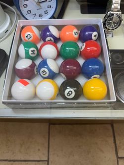 Aska Billiards Pool Boston Numbered Balls Set, 16 Balls Including a Cue Ball,