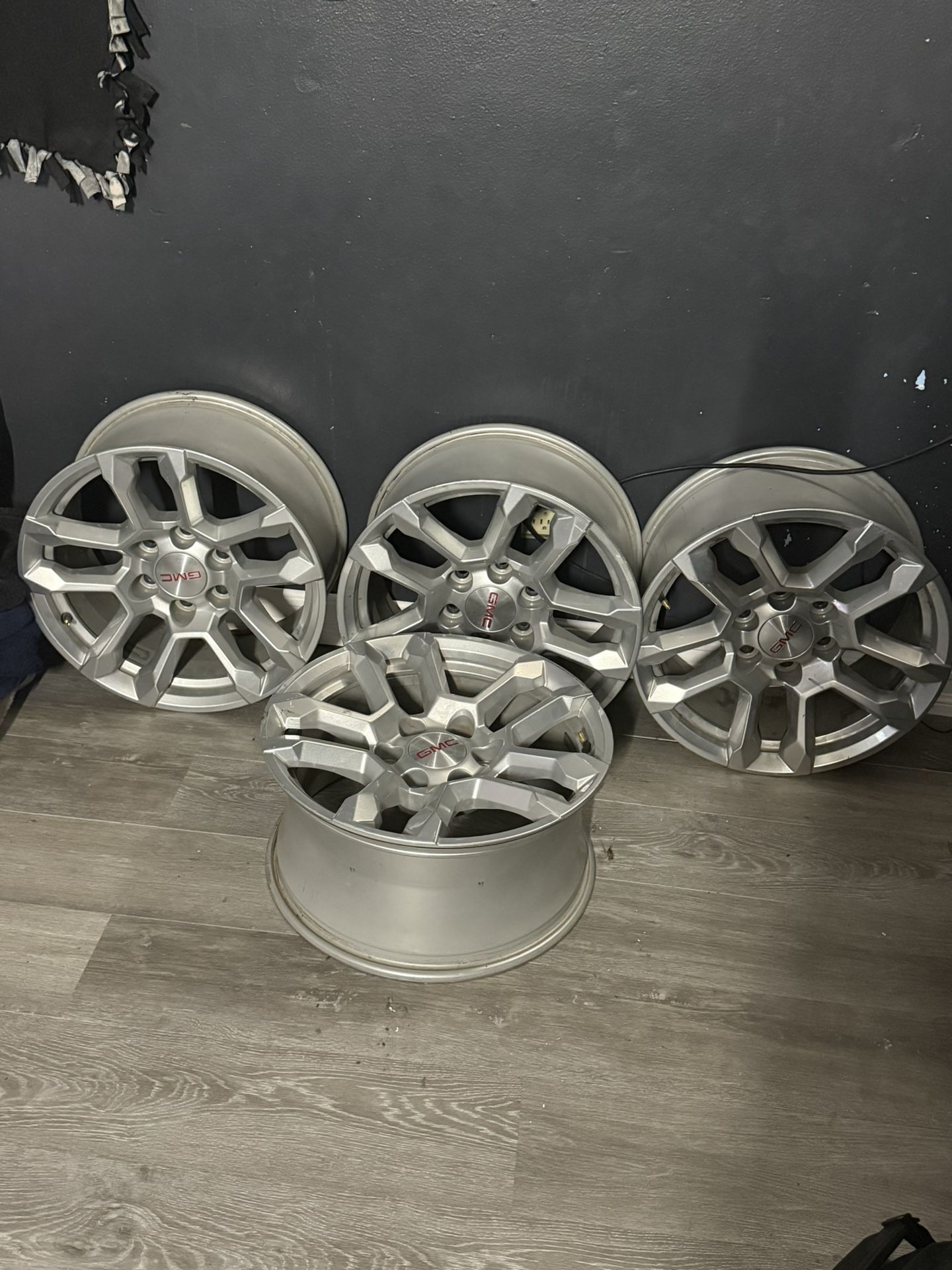 OE 18’ sierra wheels