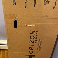 Class 3 hitch Max weight: 6,000 lbs., Max distribution weight: 7,500 lbs. Manufacturer Part Number: 75713 Part number: 78159