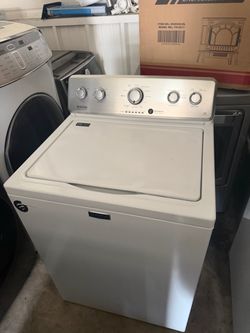 Maytag washer nice