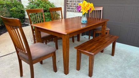 Beautiful Rectangular Table Set With 4 Matching Chairs And A Bench