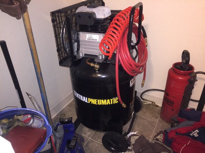 Central pneumatic 29 gallon air compressor