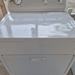 Kenmore Electric Dryer ( Free Local Delivery ) 