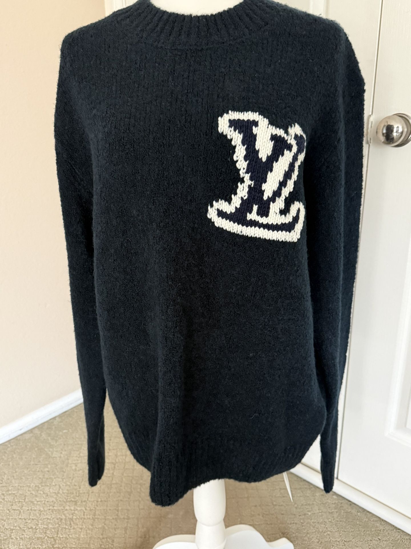 Louis Vuitton logo sweater