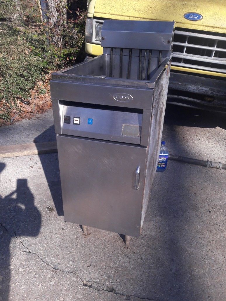 ** COMMERCIAL ELECTRIC FRYER** $350