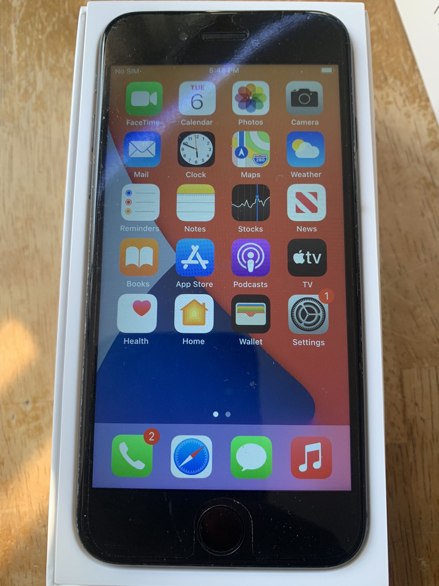 Unlocked Black iPhone 7 128GB, A1778 w/ Box & Access