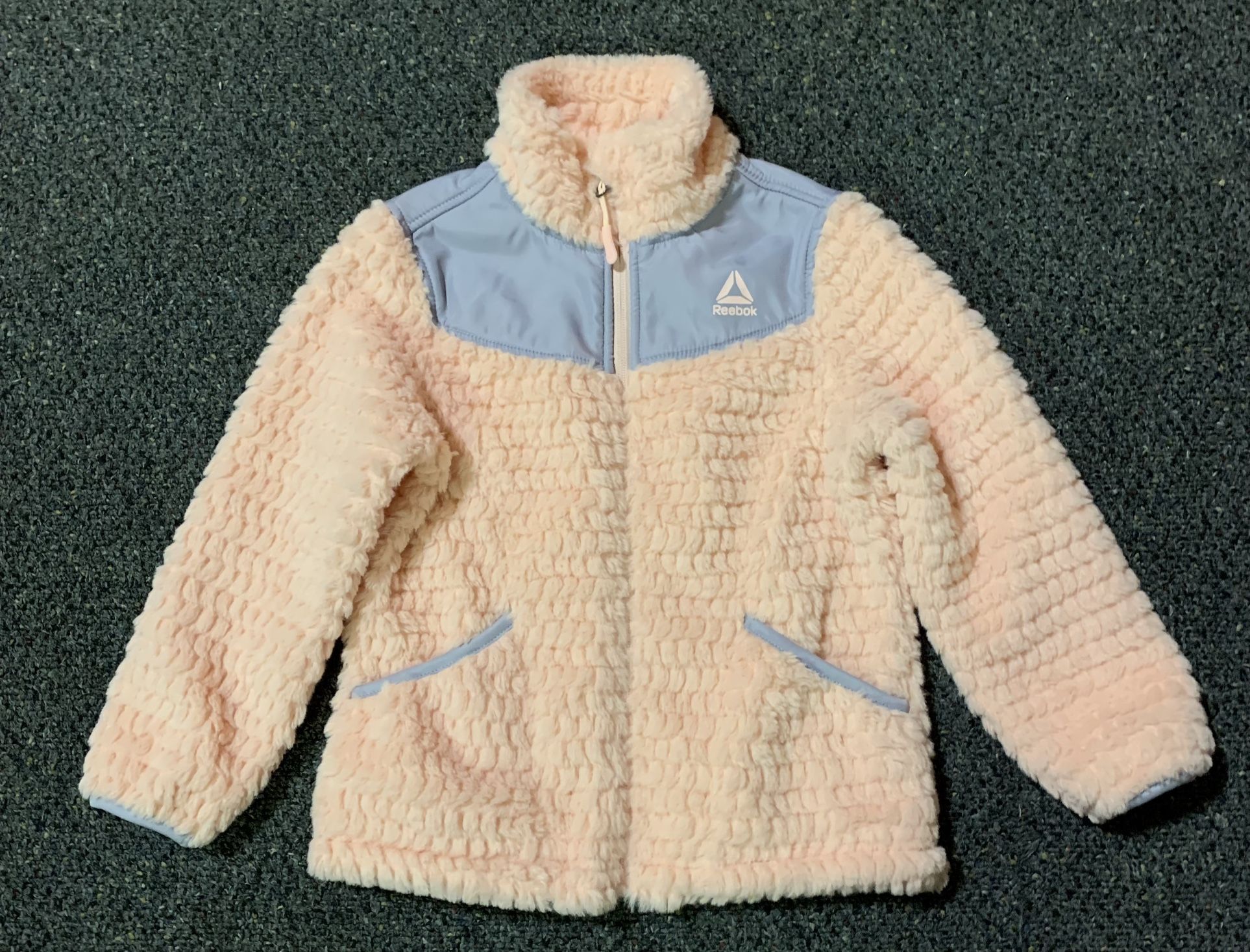 Reebok girls size 5/6 pink super soft fleece lined Sherpa fall coat jacket