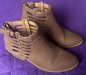 Womens Boots Size 6