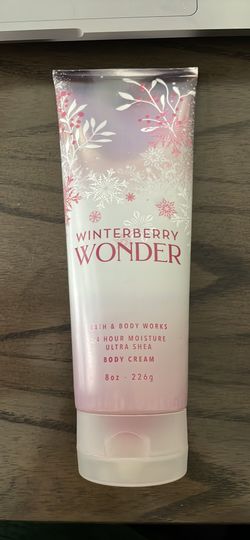 Winterberry Wonder - Bath & Body Unused Lotion 8oz 