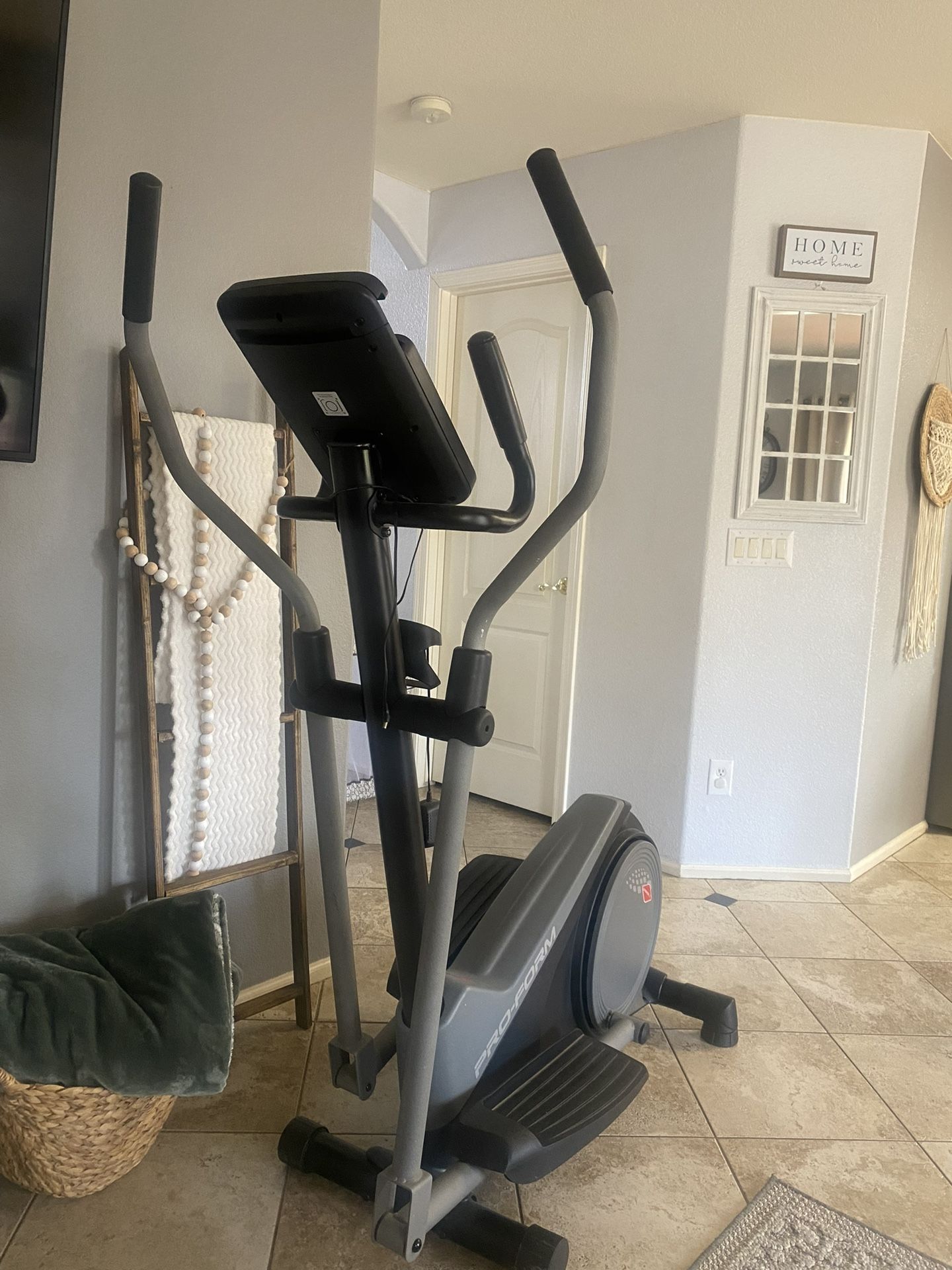 Proform Cadence LE Elliptical