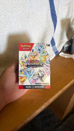 Prismatic Evolution Booster Bundle