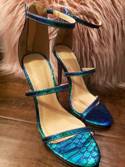 Mermaid heels and sliders