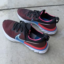 Nike Fly Knit Running Shoes