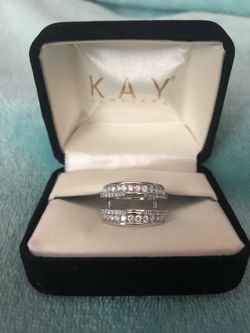 Women’s Diamond wrap/wedding band