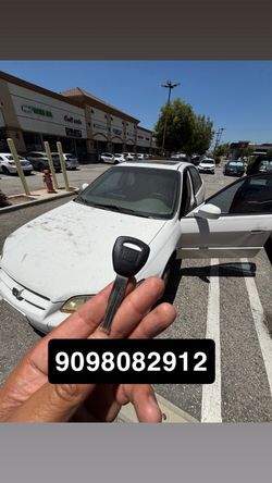 Llaves de autos / car keys and remotes