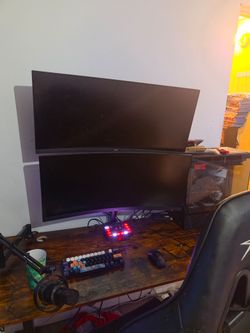 *HIGH END  GAMING SETUP*