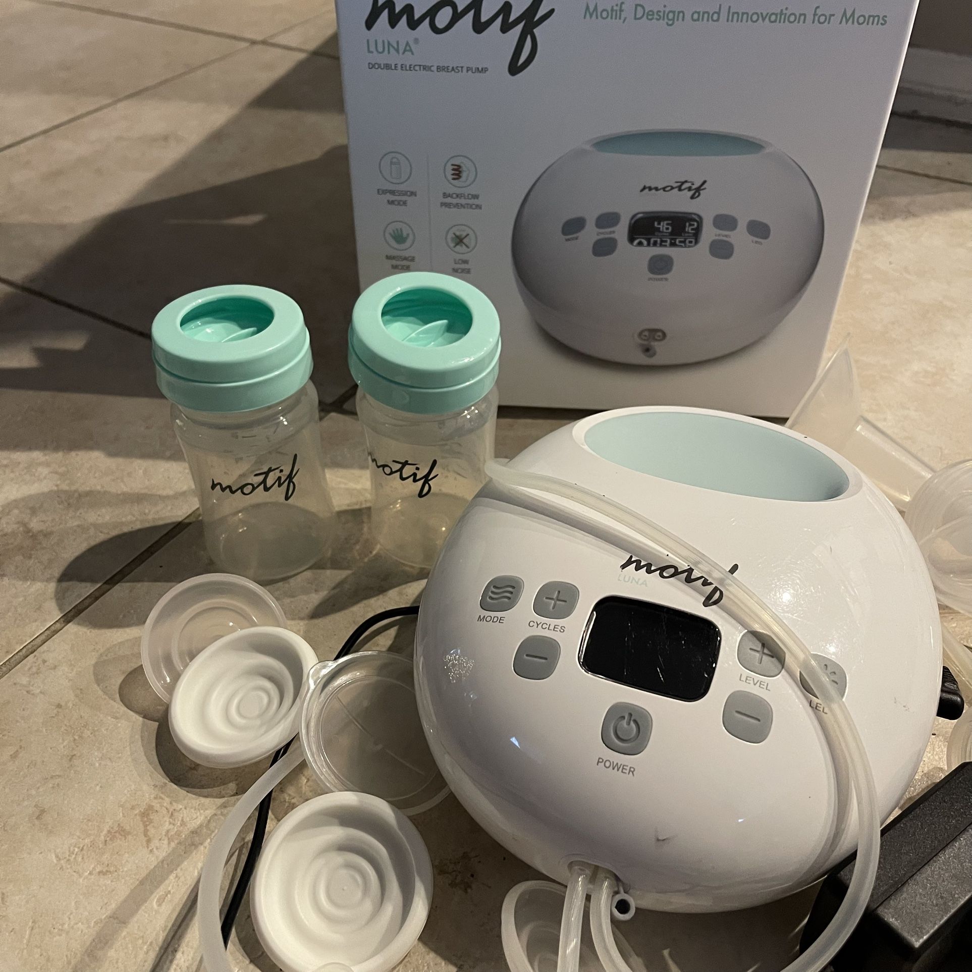 Luna Motif Breast Pump
