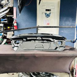 HONDA ACCORD 2018-2023 TRUNK OEM 