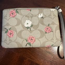 Wallet Coach 6” X 4” 