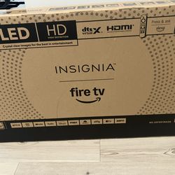 32” insignia led tv.
