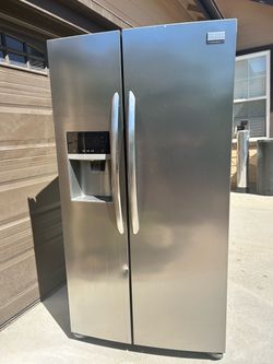 Frigidaire Refrigerator