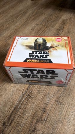 Sealed Funko Mandalorian Collectors box